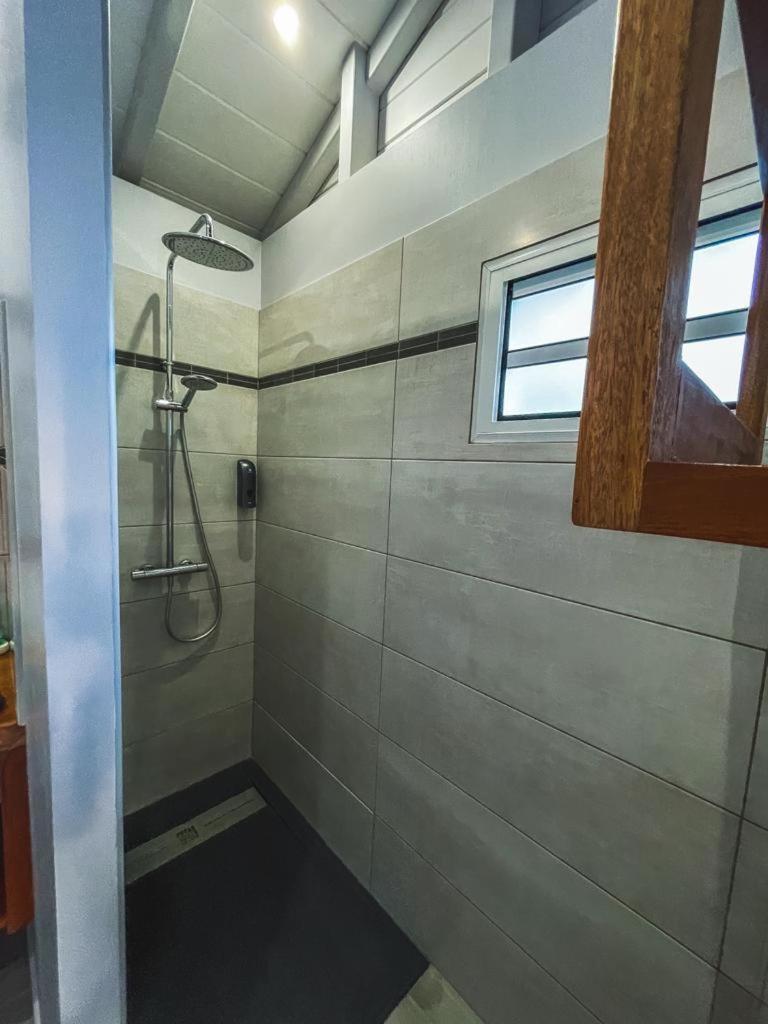 דסהייס Caraibes Cottage Grenat Piscine Privee 900M De Grande Anse מראה חיצוני תמונה